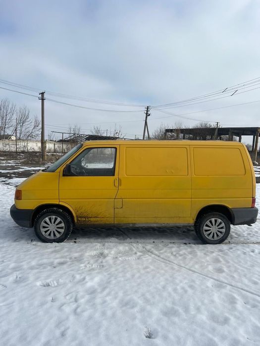 Свіжопригнаний Грузовий т4 1.9 дизель 1998 рік