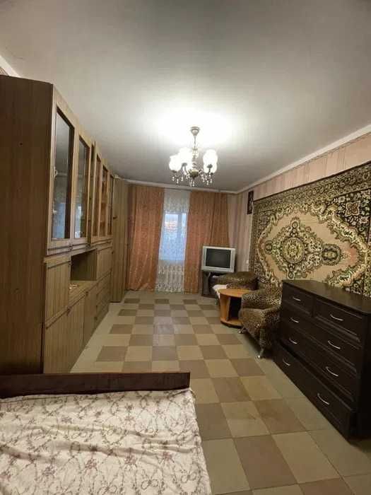 Продам 1-кімнатну квартиру "чешка" район 22-ї школи