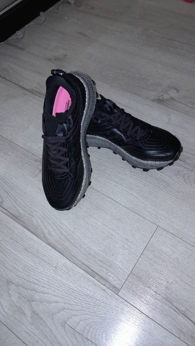 Кросівки Saucony Endorphin Trail