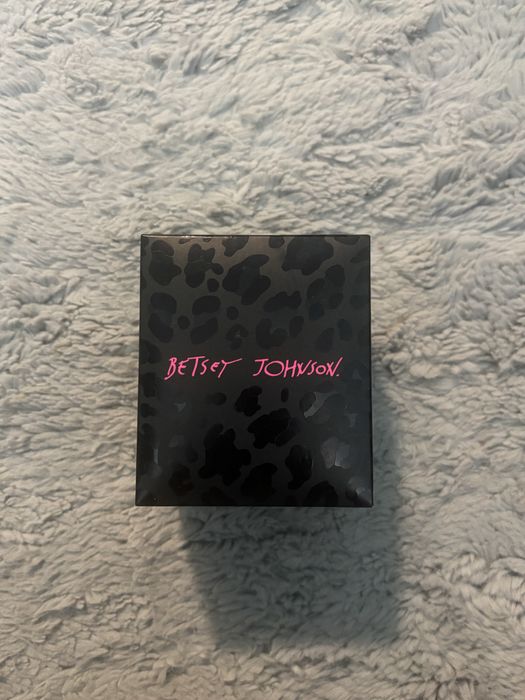 Часы betsey johnson