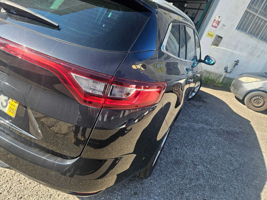 RENAULT MEGANE 1 lV Sport 1.5 COMO NOVA