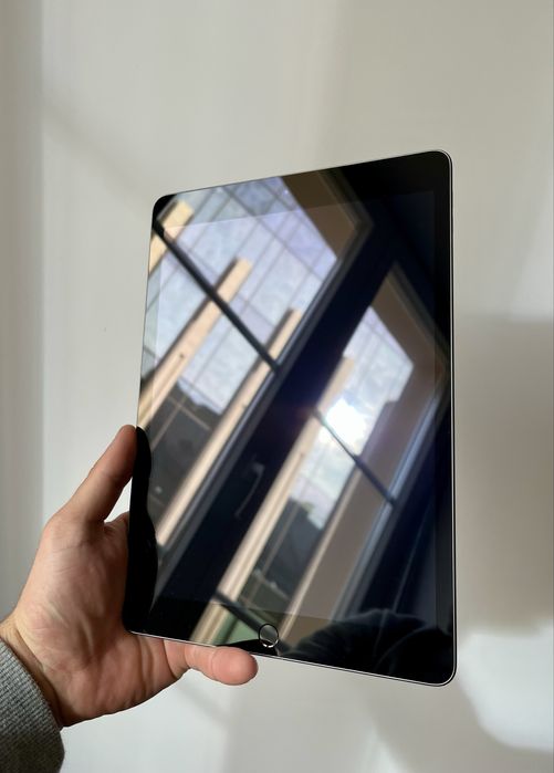 iPad 8 32 GB ІДЕАЛ 98% акум айпад 8 32 гб планшет Apple