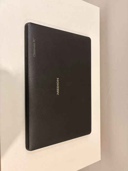 Laptop Medion I3 10gen/4GB/256SSD