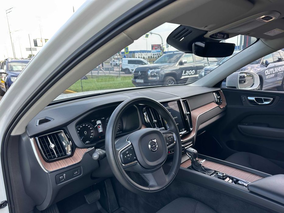 Volvo XC60 Momentum