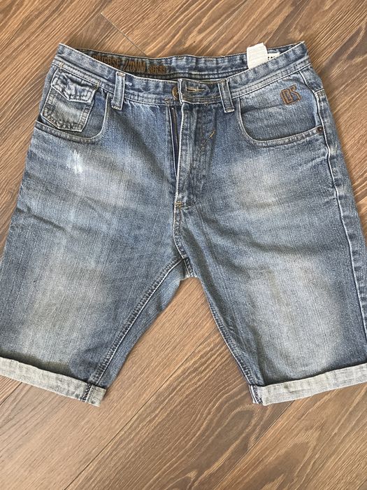 Krótkie spodenki jeans chłopięce