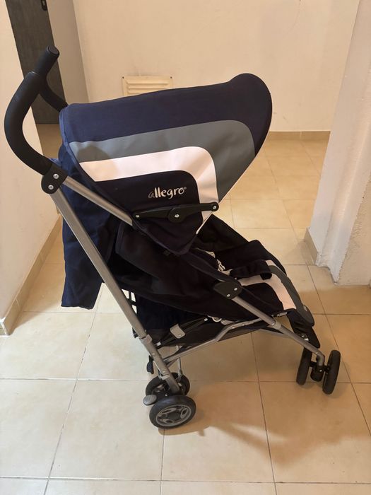 Vendo carrinho de bebé dobrável