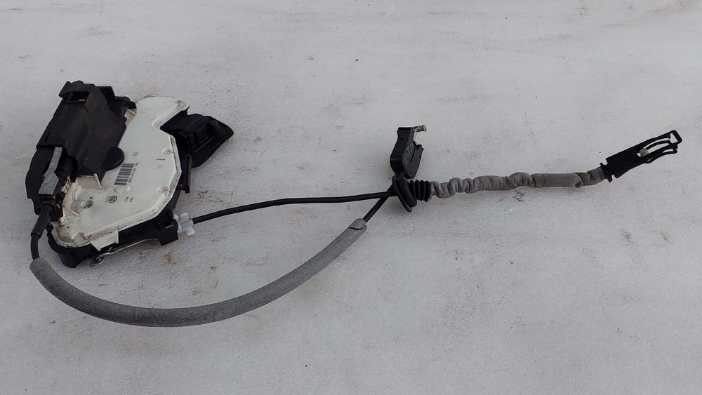 Fechadura / fecho porta frente direito VOLKSWAGEN Polo (6R, 6C)