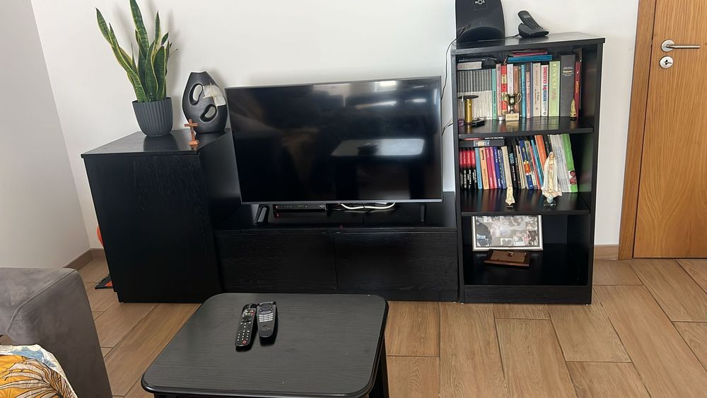 Móvel de sala preto