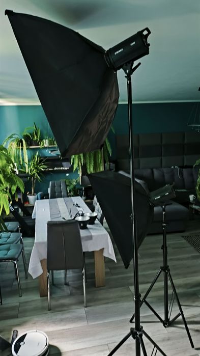 Studyjne lampy błyskowe Steiner x300 + statywy + softboxy + wyzwalacz