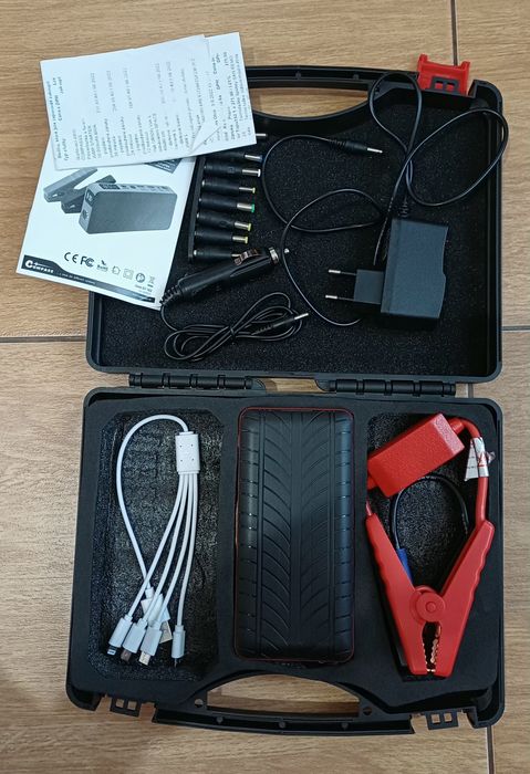 Набір Jumpstarter/Powerbank Compass