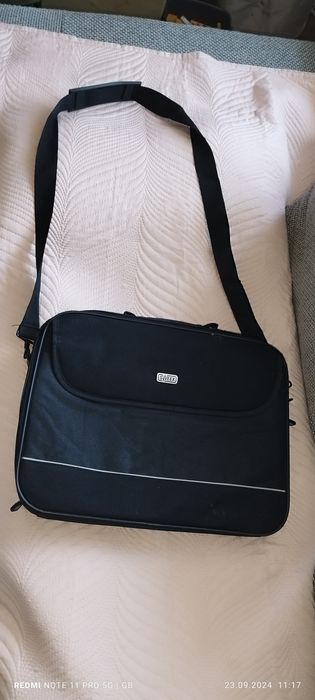 Sprzedam torbę do laptopa nowa
