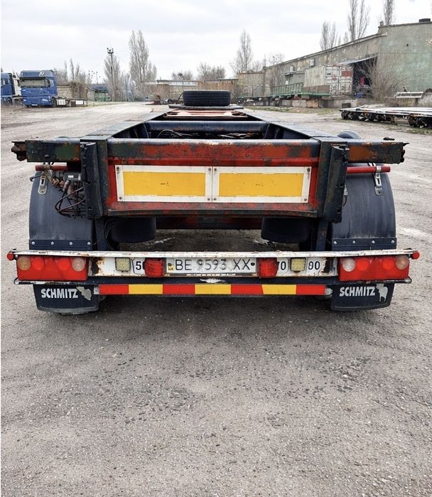 Контейнеровоз 20