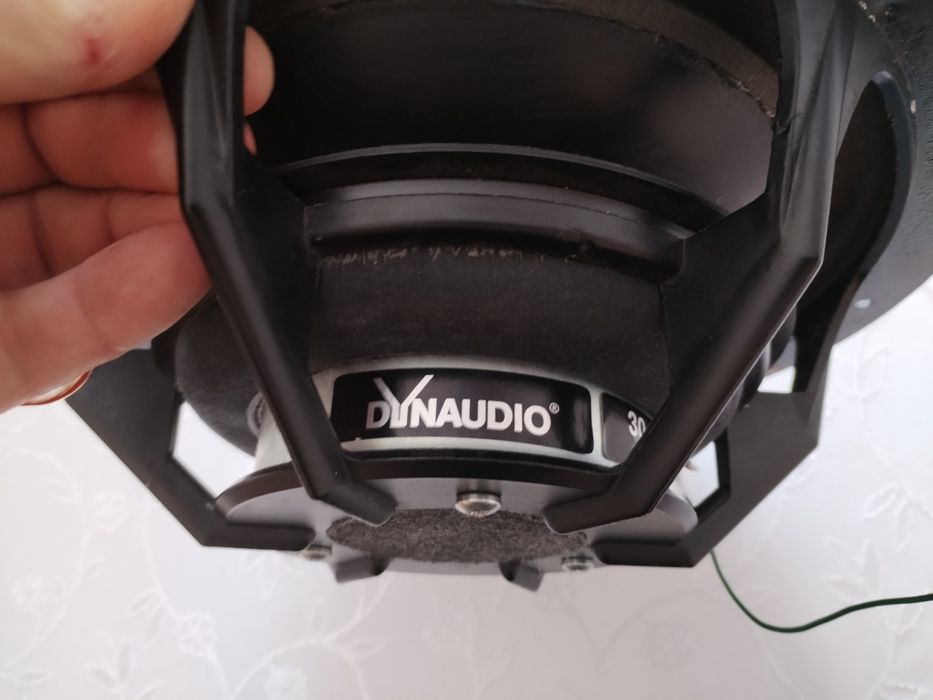 Głośnik basowy Dynaudio