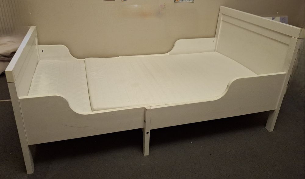 Rozsuwane łóżko SUNDVIK IKEA  białe
