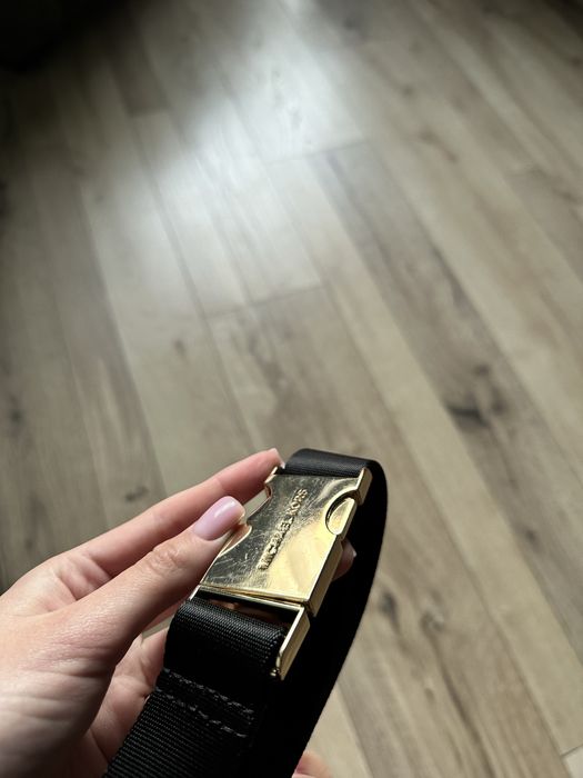 Сумка на пояс Michael Kors