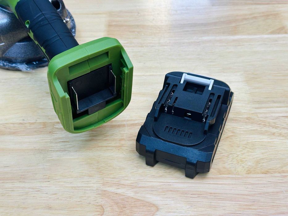 Віброприсоска Procraft + Razor VPE220 220 мм з дисплеєм, автопідкачкою