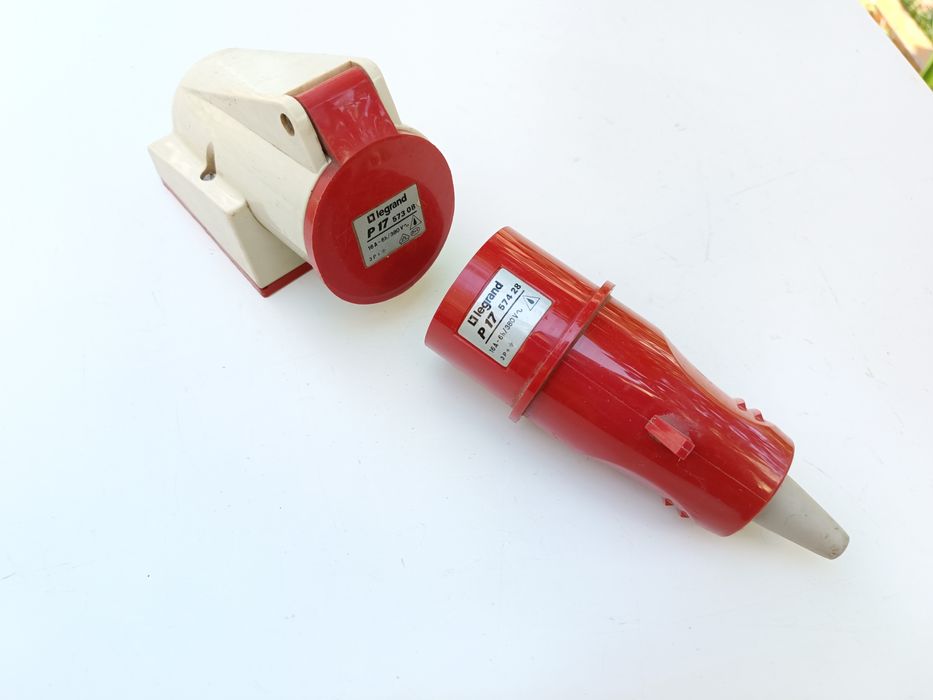Adaptadores de corrente elétrica
