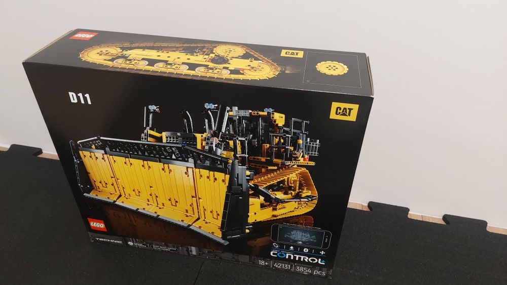 Lego Technic 42131 Sterowany przez aplikację buldożer Cat D11