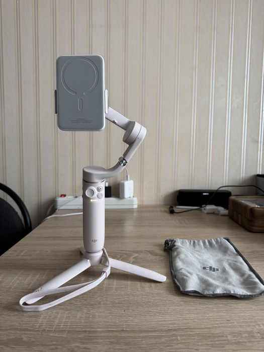 Стабілізатор DJI Osmo Mobile 5