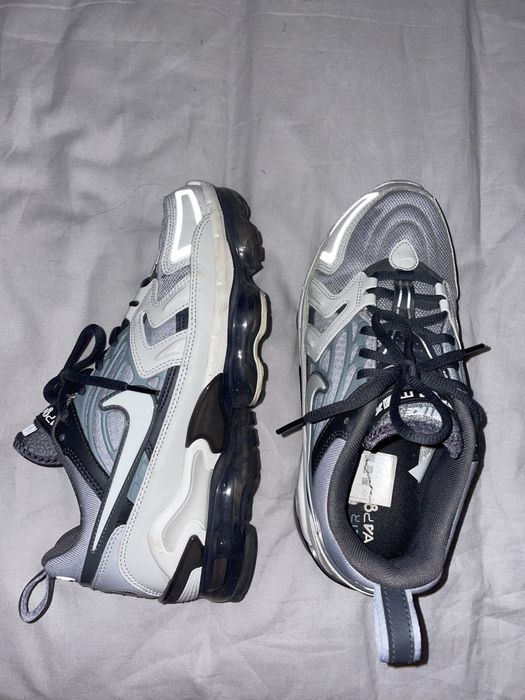 NIKE Vapormax Evo Wolf