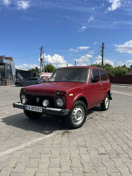 Ваз 2121 на повному ходу