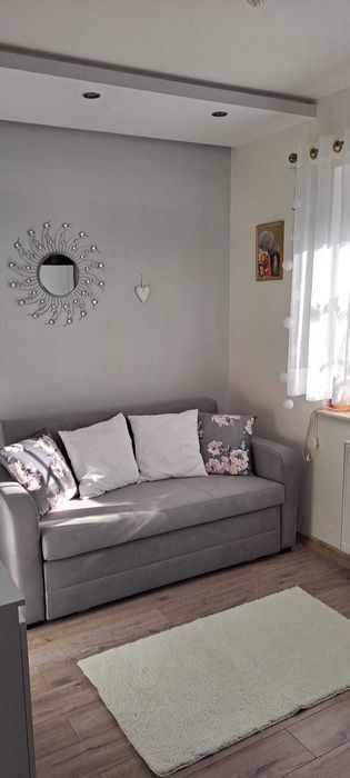 Sofa srebrna jak nowa
