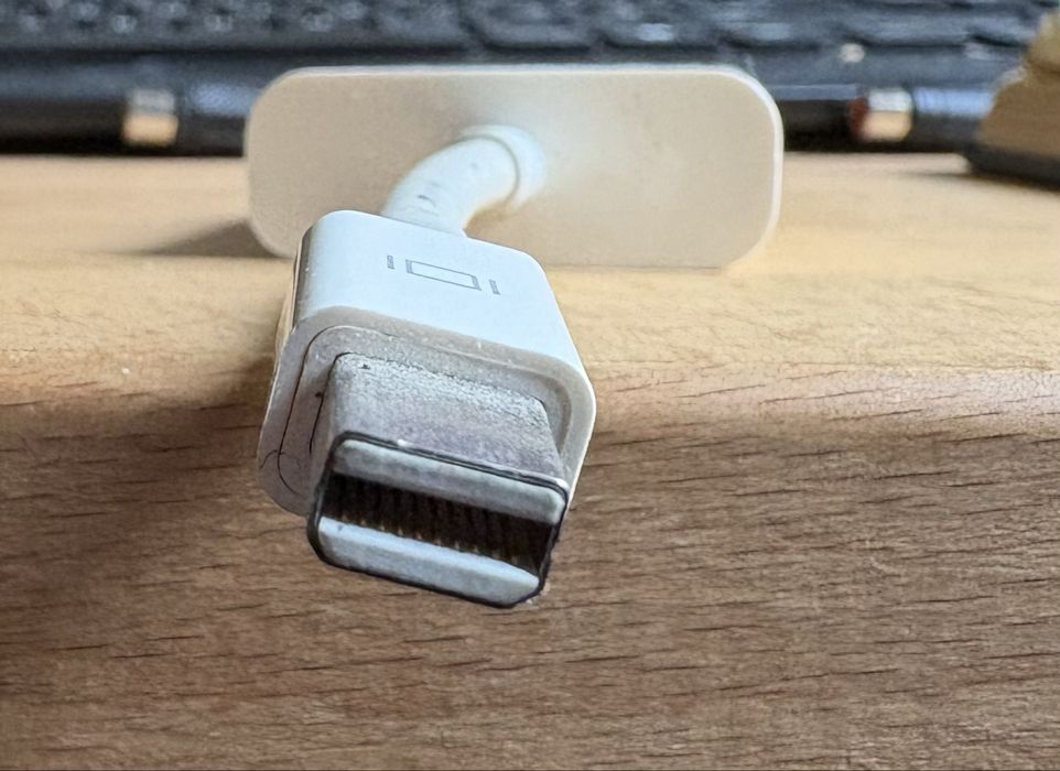 Adaptador apple mini display port para VGA
