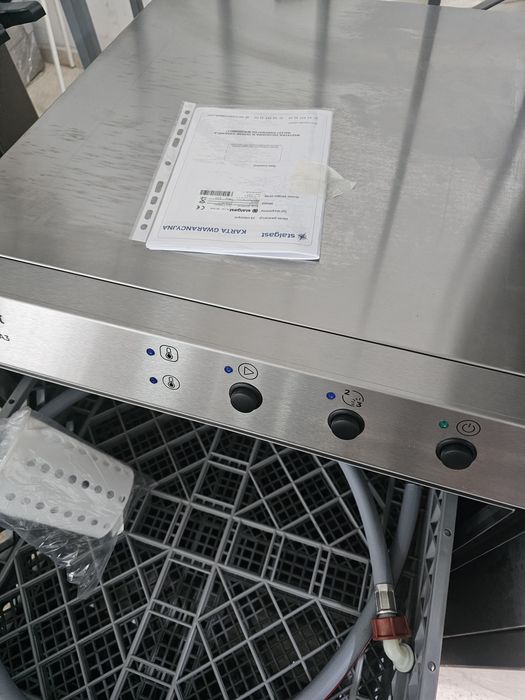 Máquina de lavar pratos