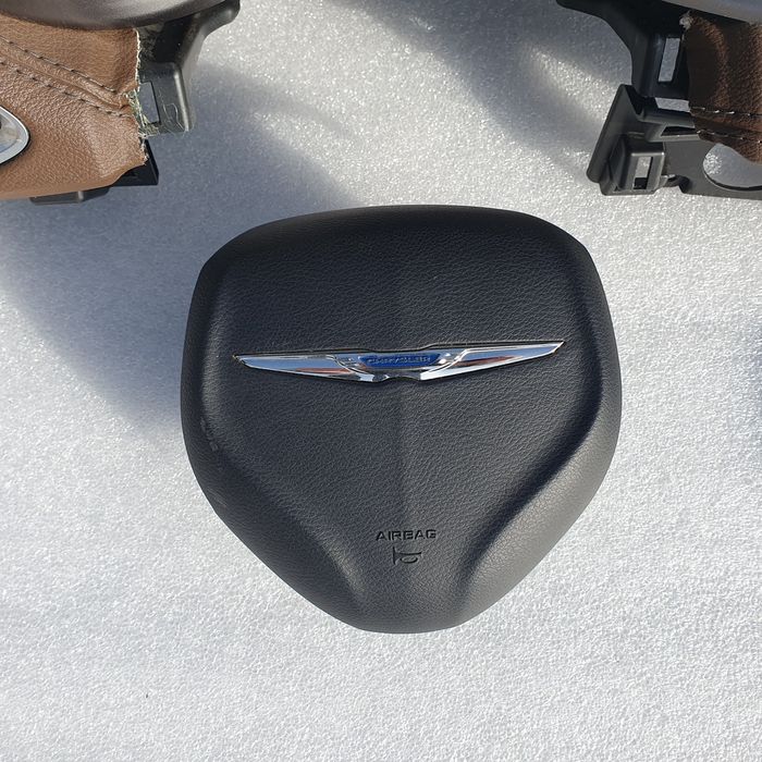 Chrysler Pacifica 3.6 v6 deska kokpit Limited brąz