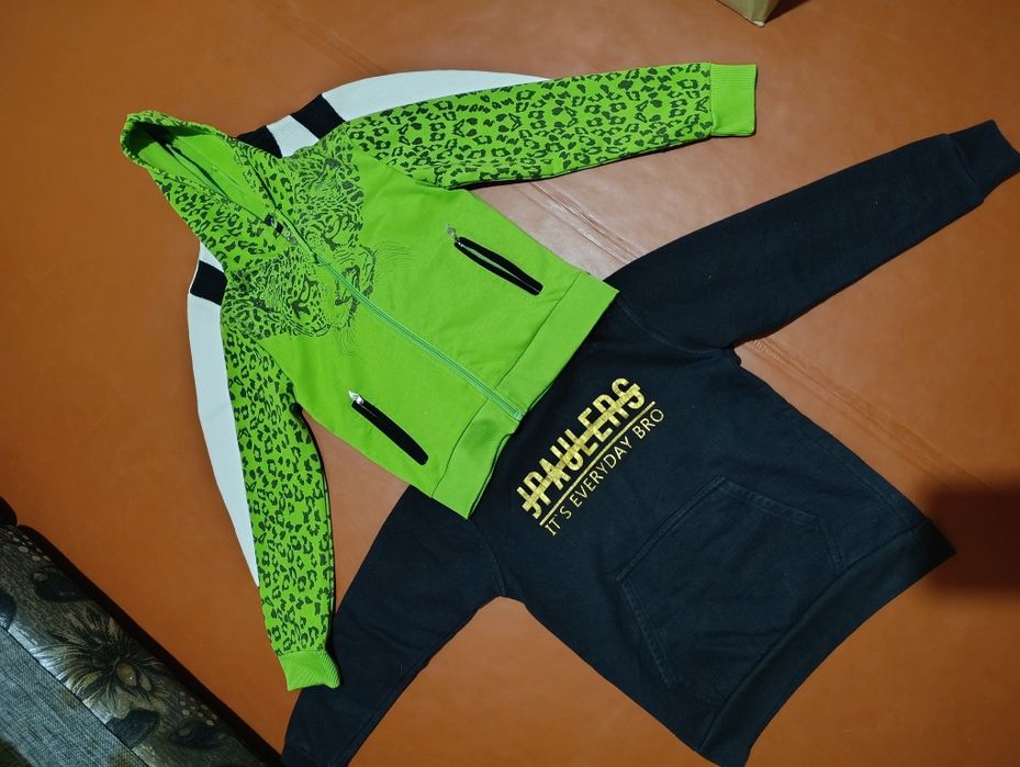 Пакет вещей отдам бесплатно