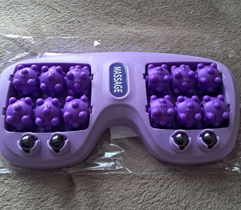 Masażer do stóp z magnesowymi kulkami