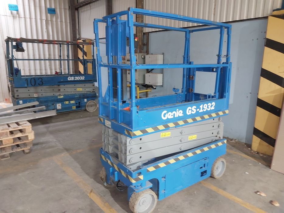 Podnośnik nożycowy, zwyżka, wynajem narzędzi, przecinarka, frezarka