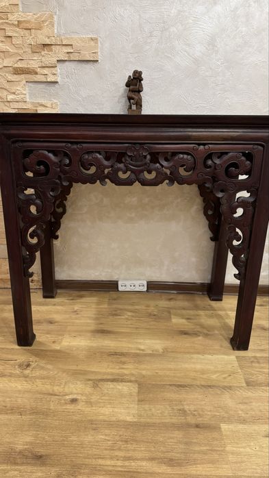 Консоль „Шінуазрі“ Франція