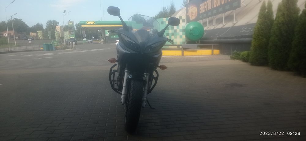Мотоцикл Yamaha FZ6