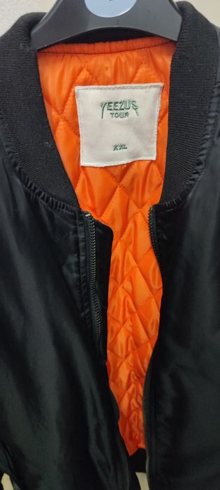 Blusão Bomber Jacket Yeezus Tour / Pablo – Preto