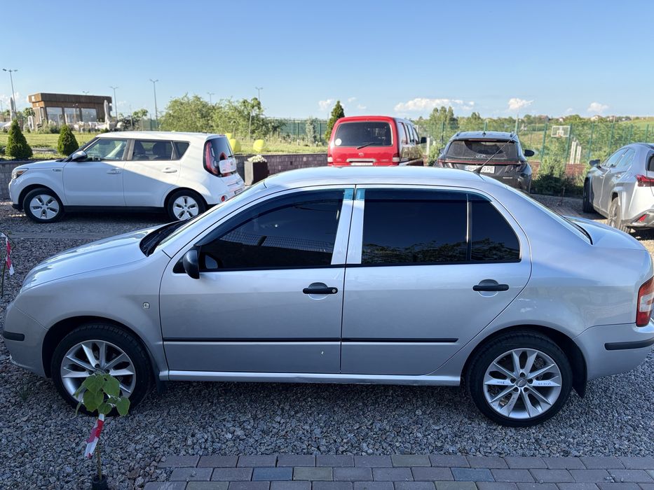 Skoda Fabia 1.2 бензин