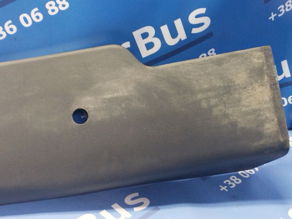 Обшивка стійки салону передня права  Sprinter W907 Спринтер 907