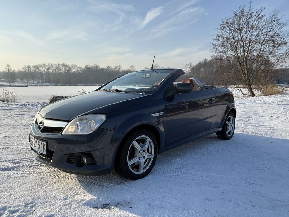 Tigra 1.8, II właściciel, serwis, bezwypadkowy, pełna opcja, zadbany