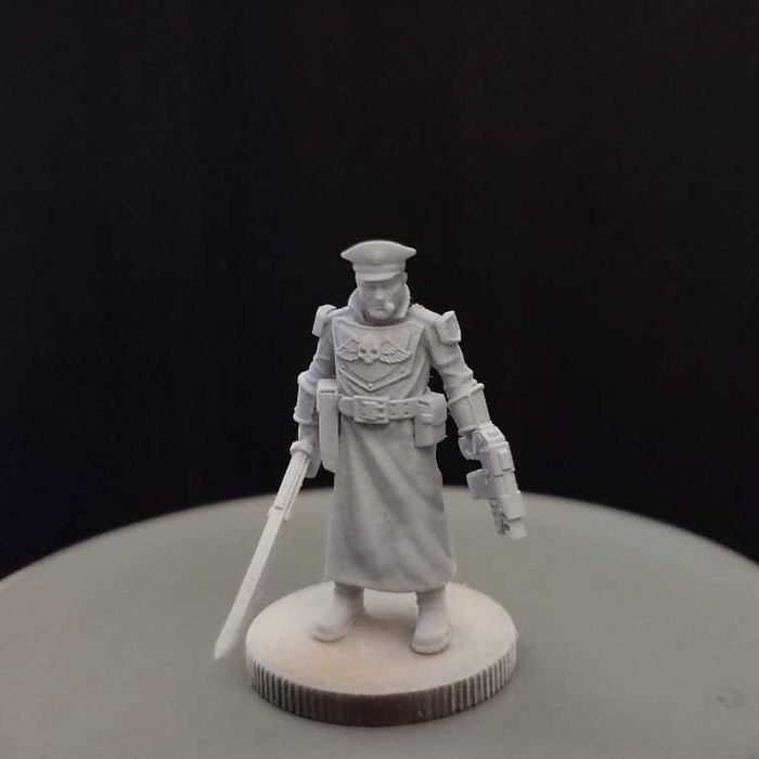 Commisar - Inni Bohaterowie - Druk 3D Proxy