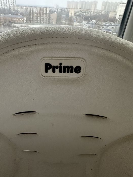 Стільчик для годування