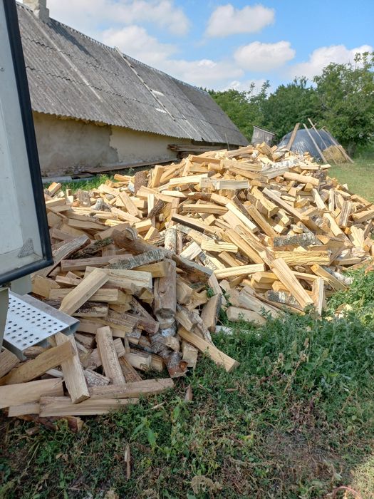 ДроваРубані,Граб,Дуб,Береза,Доска,Пиломатеріал,Балки,Дошка,Піддони,Ліс