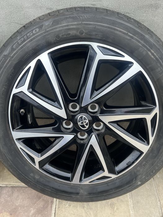 Диски з шинами Toyota Yaris  Cross 195/55 r 16