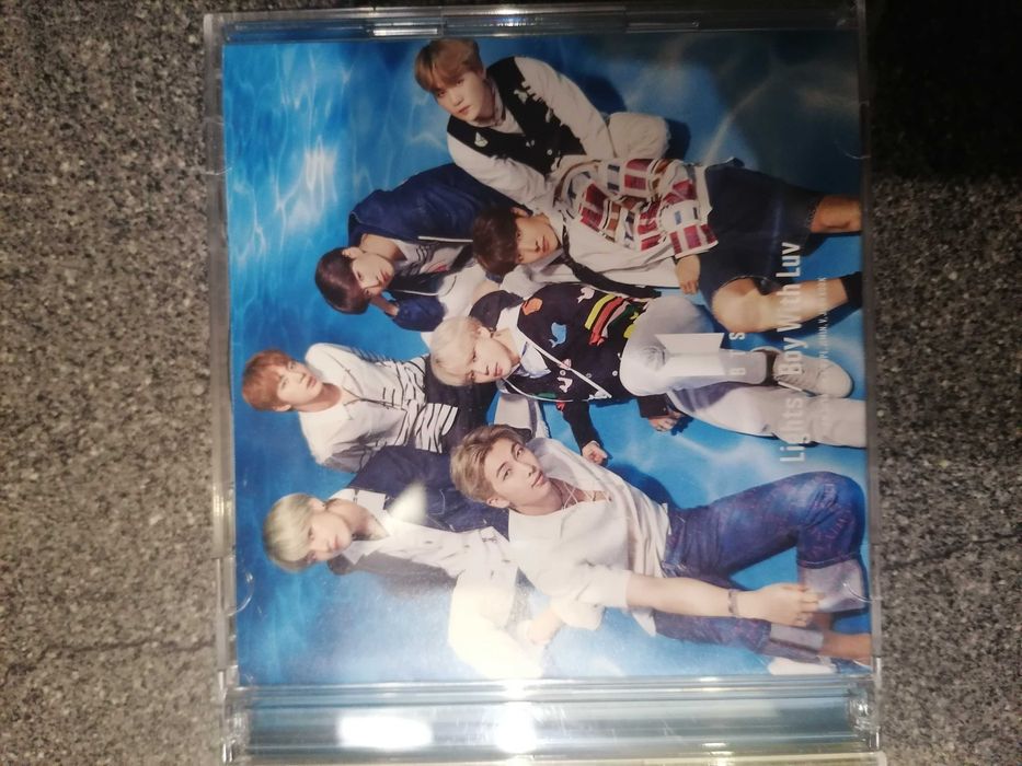 Albumy BTS japońskie Lights