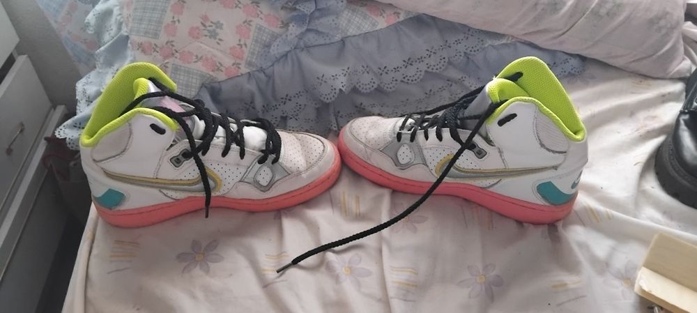 Nr, ténis da Nike branco e cinzento unisexo