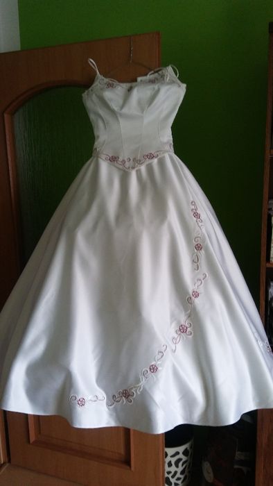 Klasyczna suknia ślubna 36-38