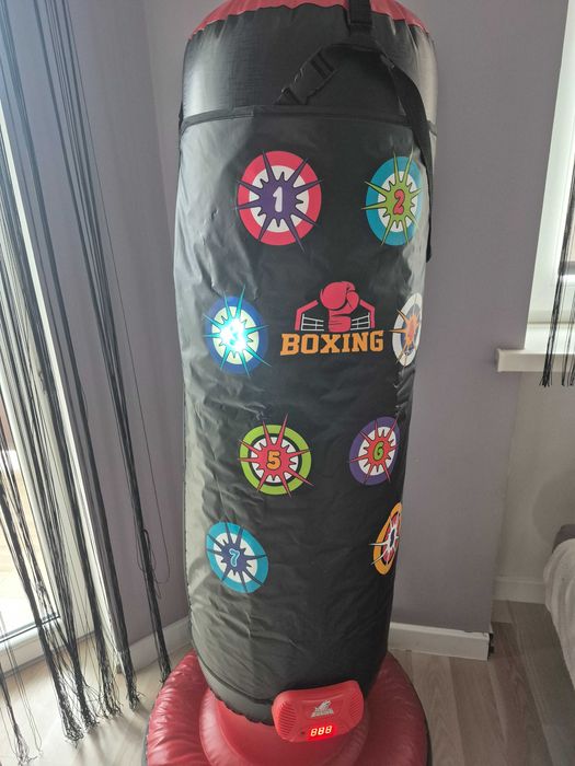 Dmuchany worek do boksowania