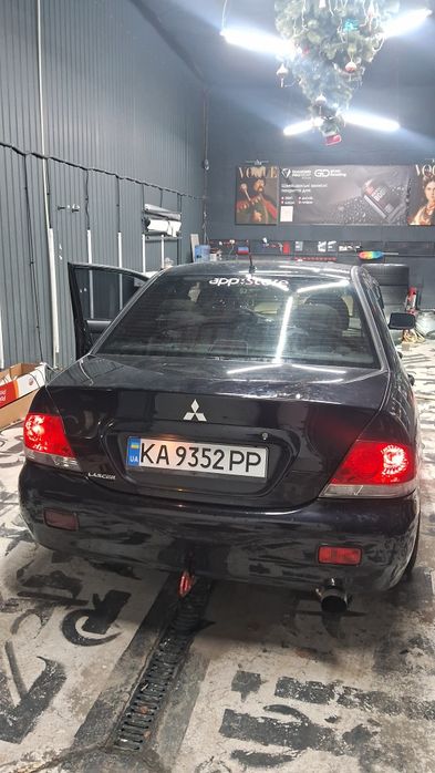 Mitsubishi Lancer 9 1.6 2007 АКПП ГБО