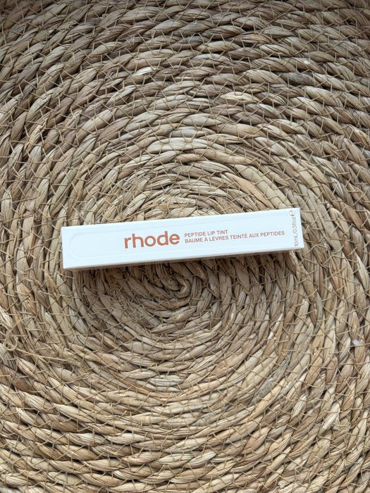 Błyszczyk Rhode Peptide Lit Tint - Cinnamon Roll