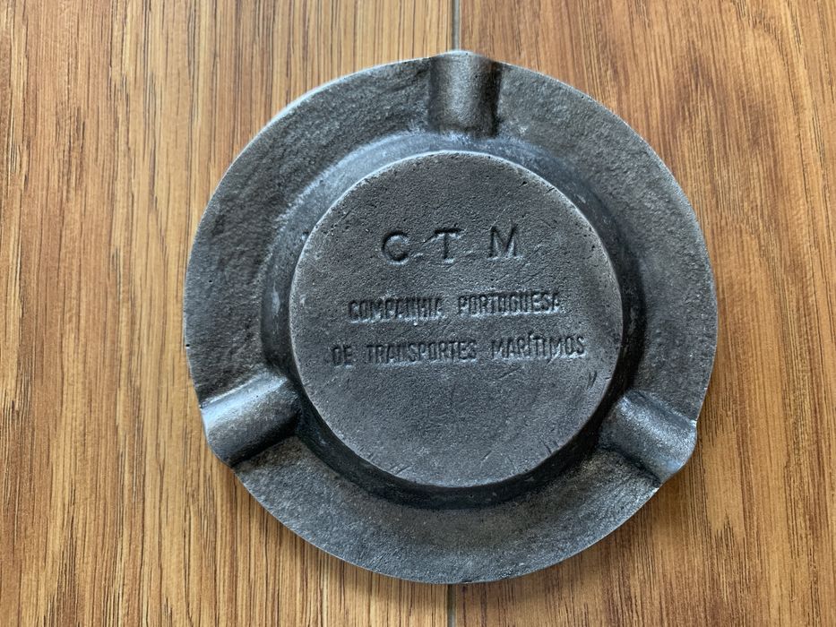 Cinzeiro Metal - Companhia Transportes Marítimos