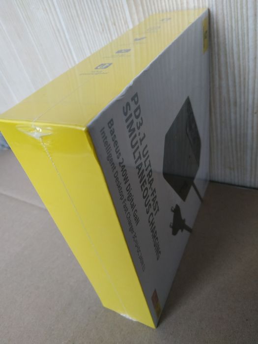 BASEUS  240W GAN . Потужний зарядний пристрій. ORIGINAL!